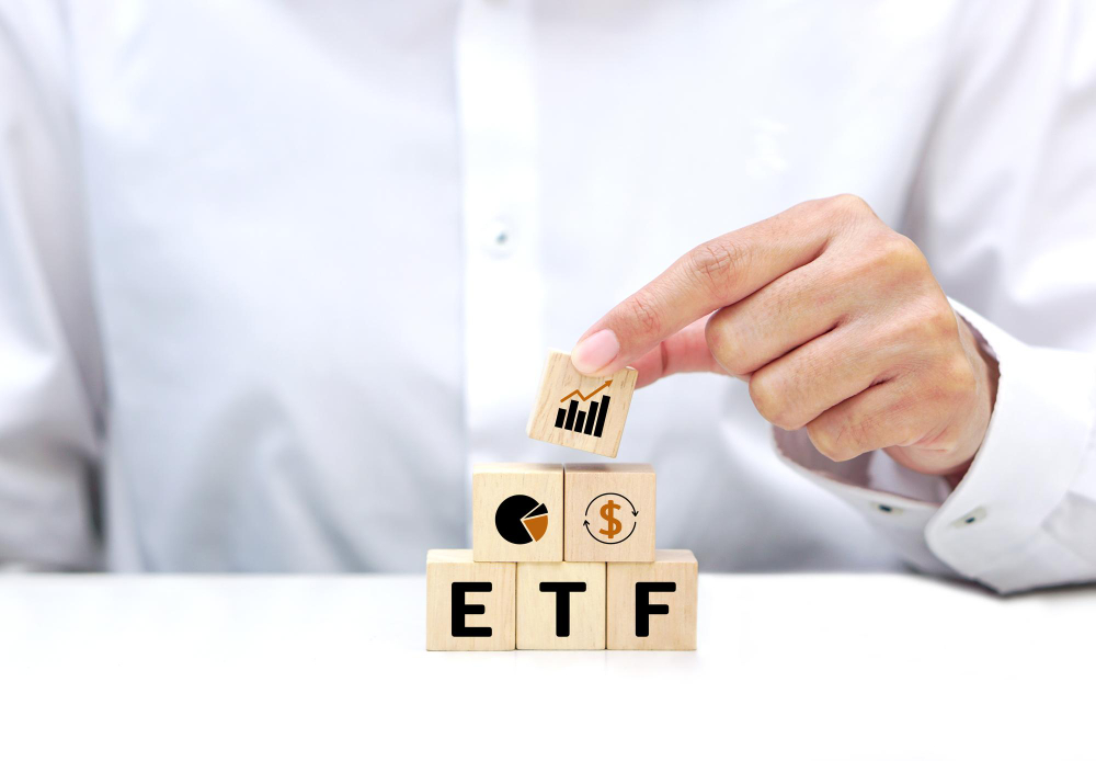 Selecting funds on a digital interface